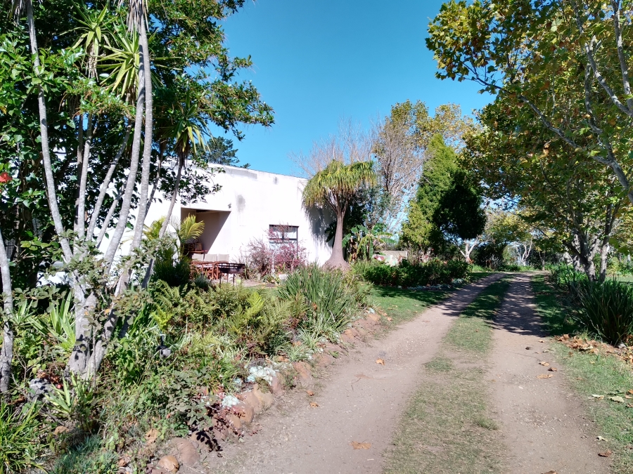 12 Bedroom Property for Sale in Friemersheim Western Cape